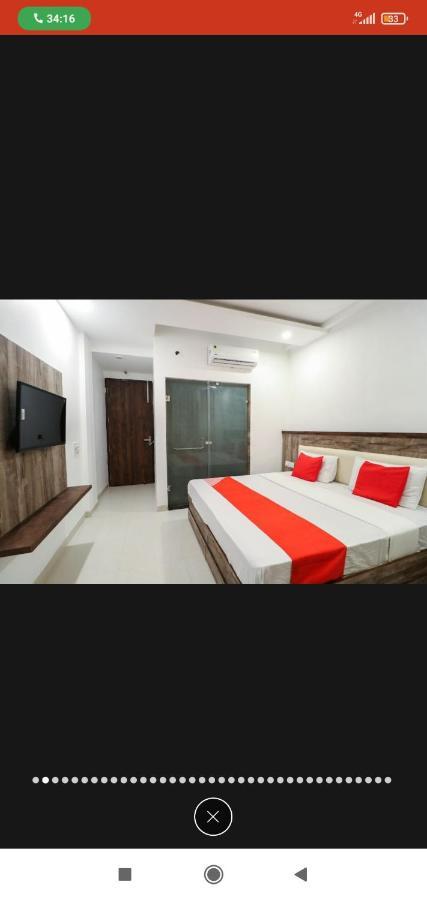 Hotel Almond Zirakpur Exterior foto