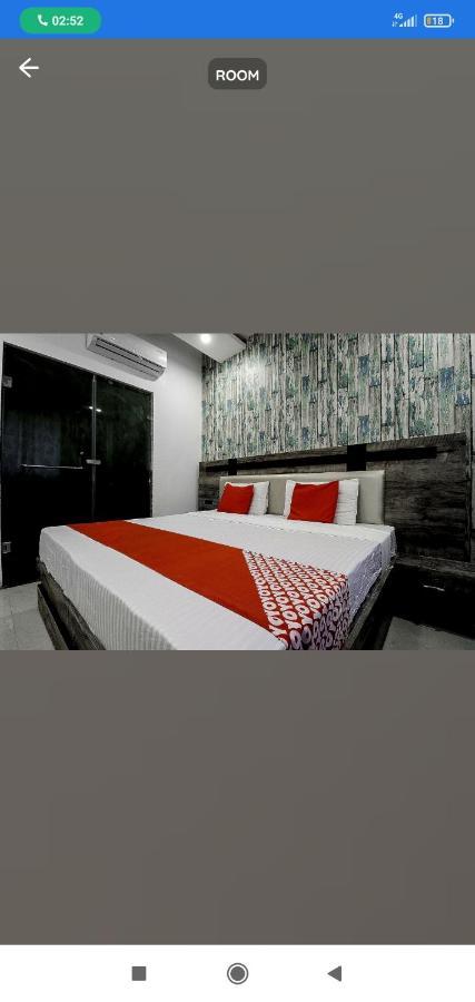 Hotel Almond Zirakpur Exterior foto